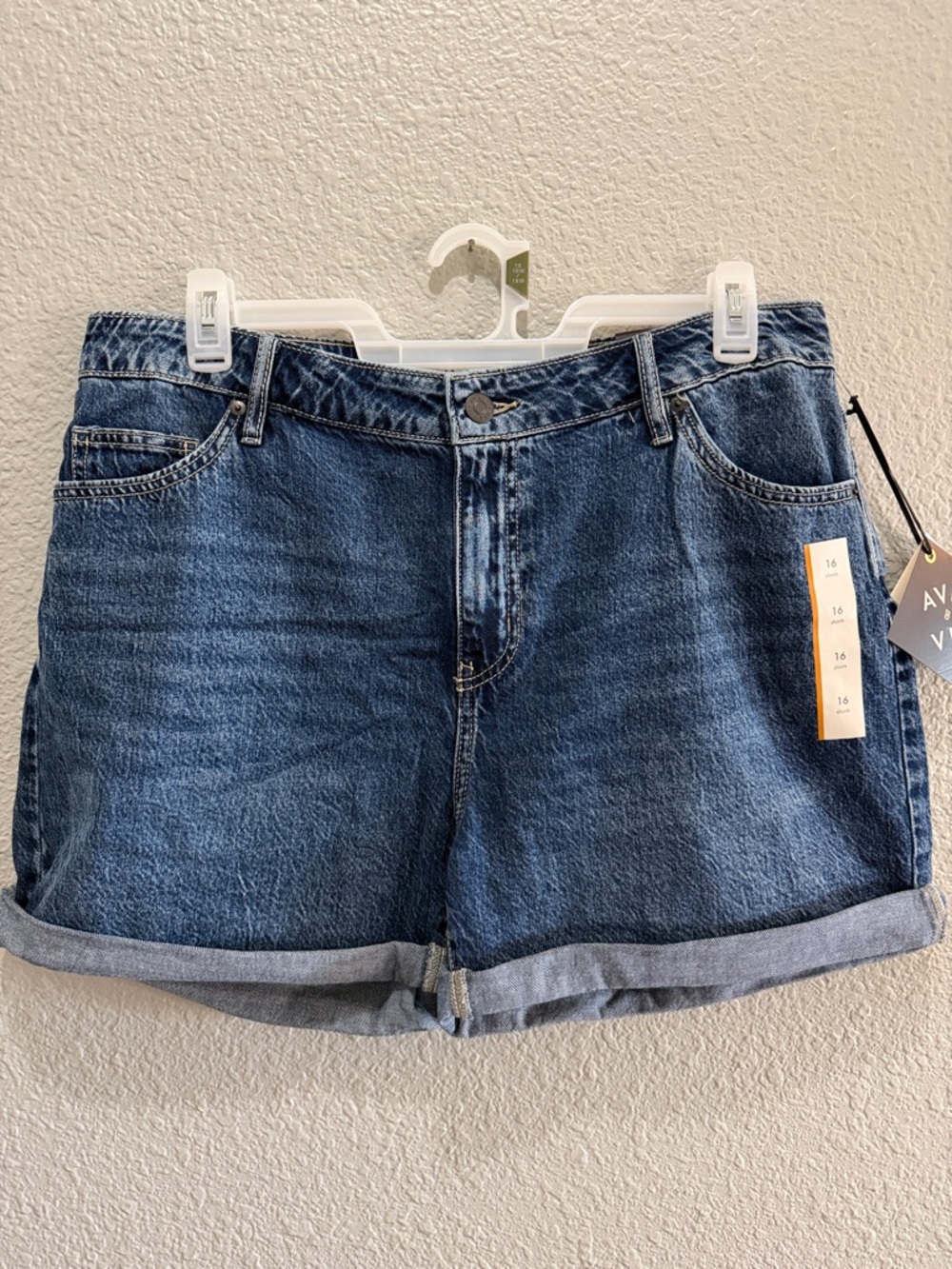 Ava & Viv Dark Blue Rolled Hem Denim Shorts size 16